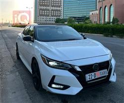 نیسان سێنترا